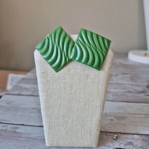 Vintage 1980s Green Square Swirl Earrings